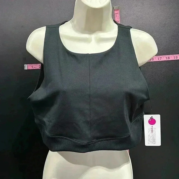 Yogalicious Criss Cross hybrid ribbed stretch crop tank, scoop neck, high back - Picture 1 of 9